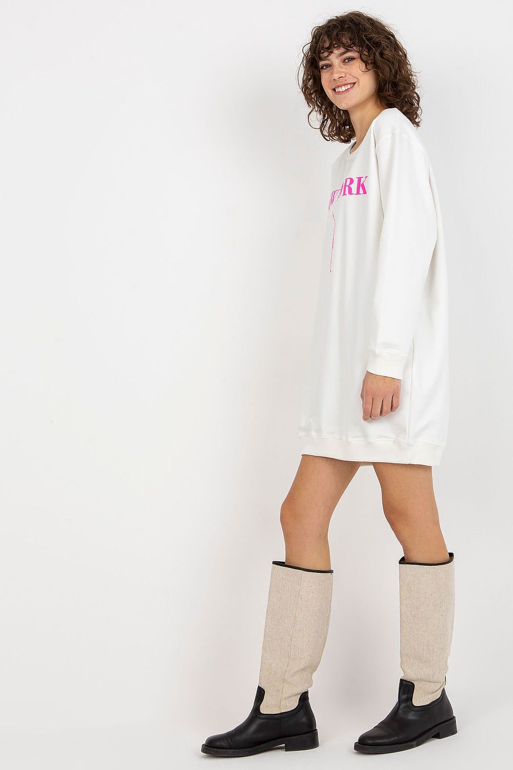 Sweatshirt model 206024