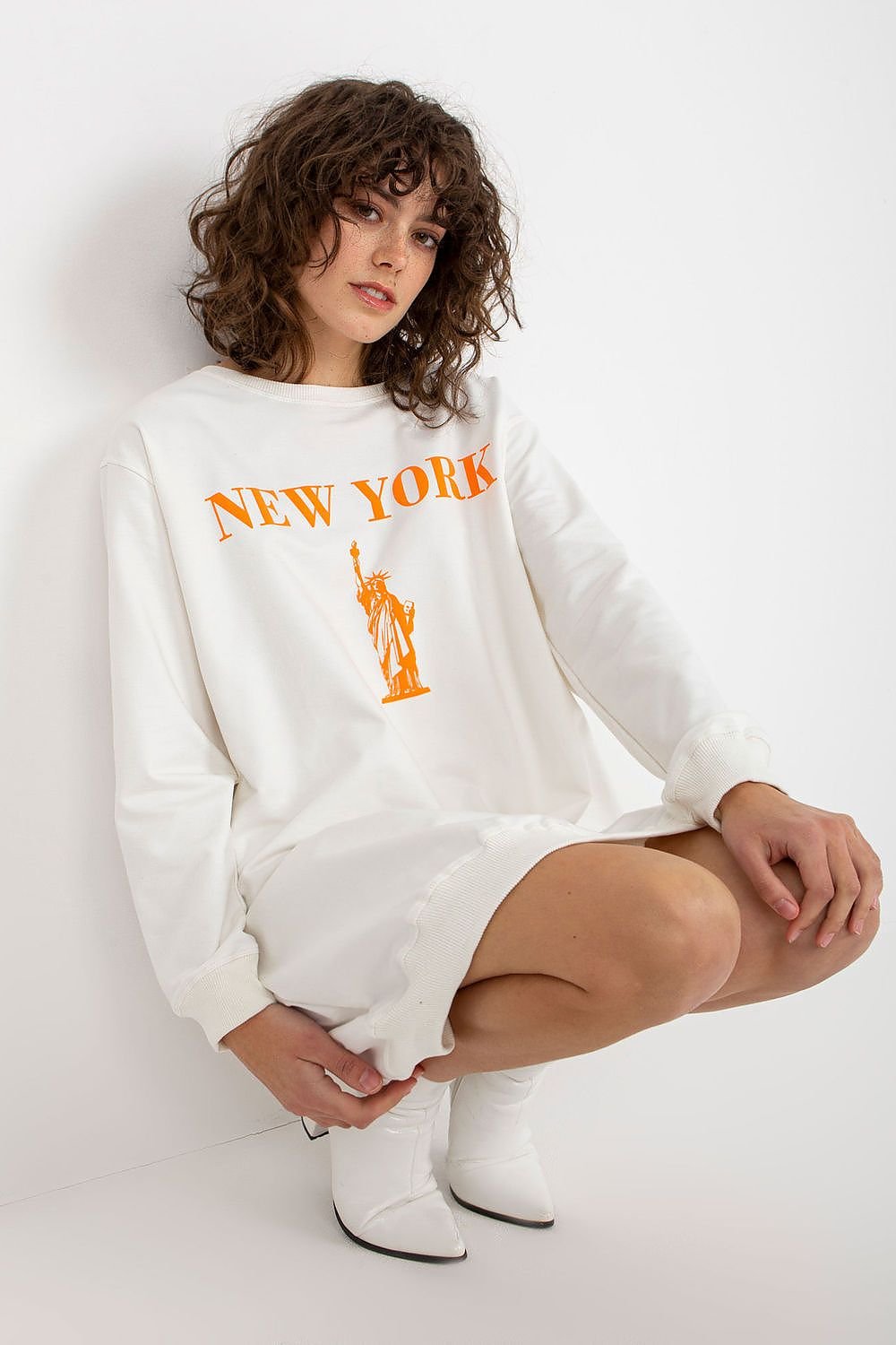 Sweatshirt model 206024