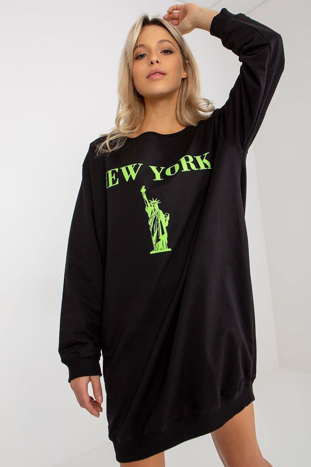 Sweatshirt model 206024
