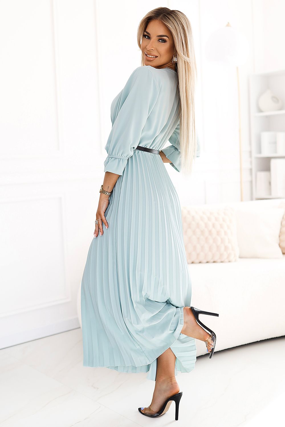  Robe de cocktail model 210101 Numoco 