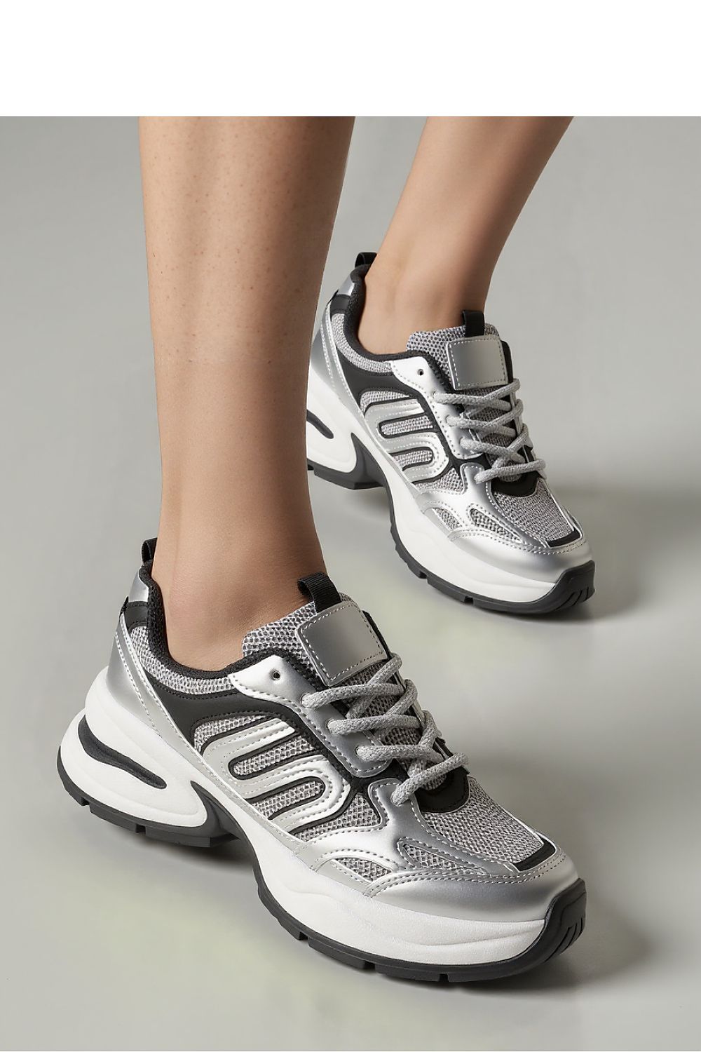  Chaussures de sport model 210209 Inello 