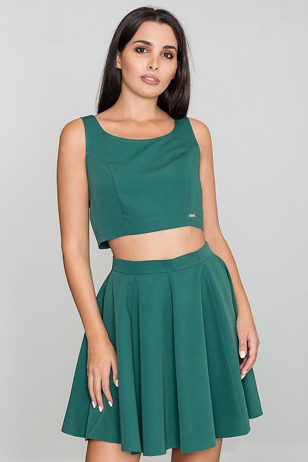 L`ensemble model 111068