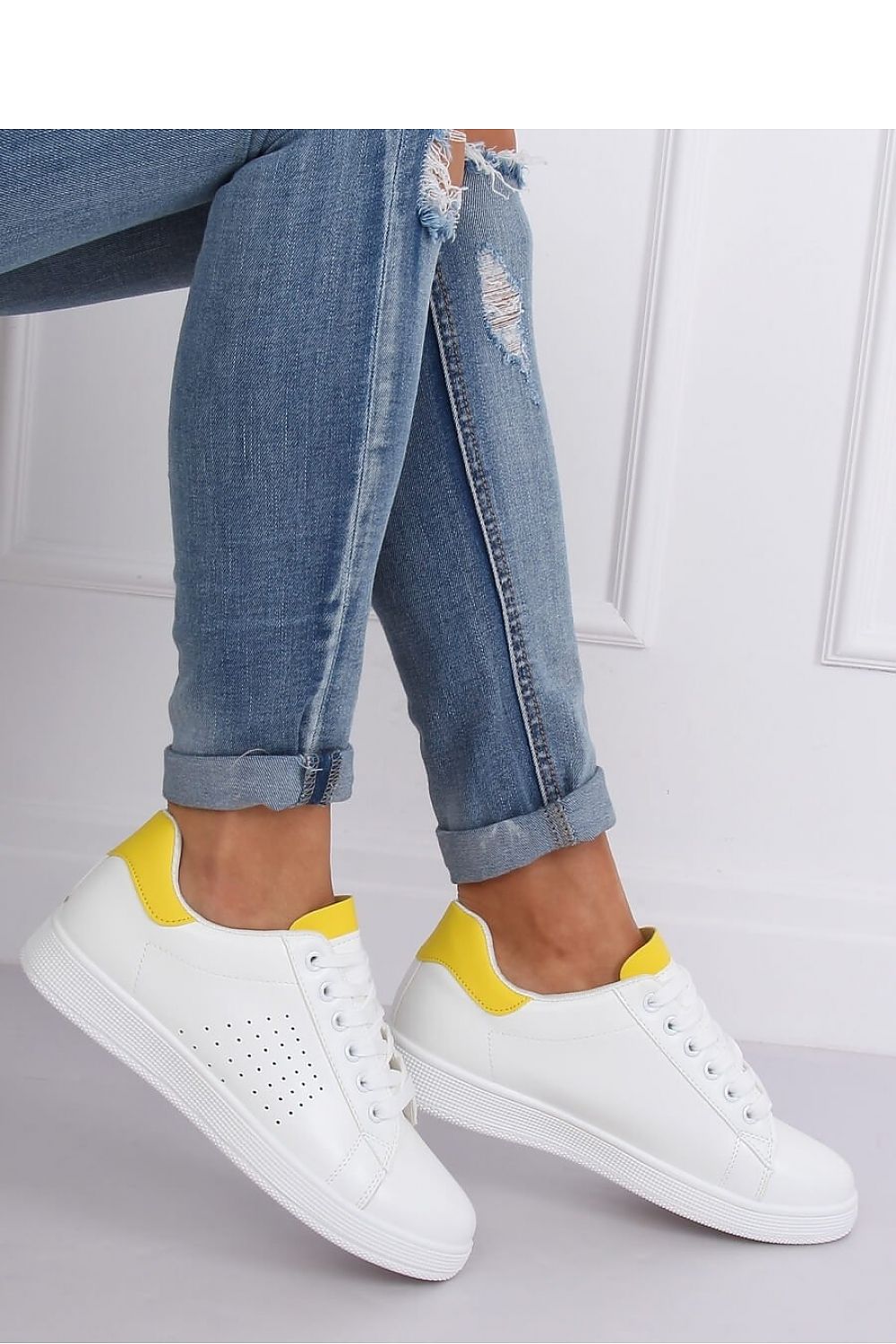 Baskets model 143066
