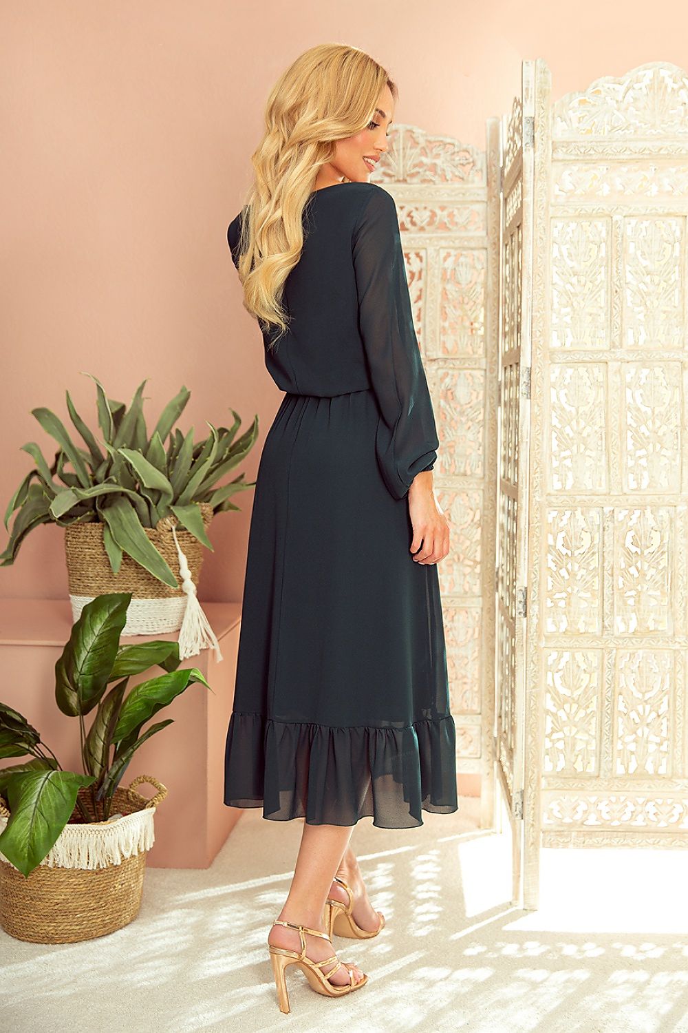 Robe de cocktail model 152302