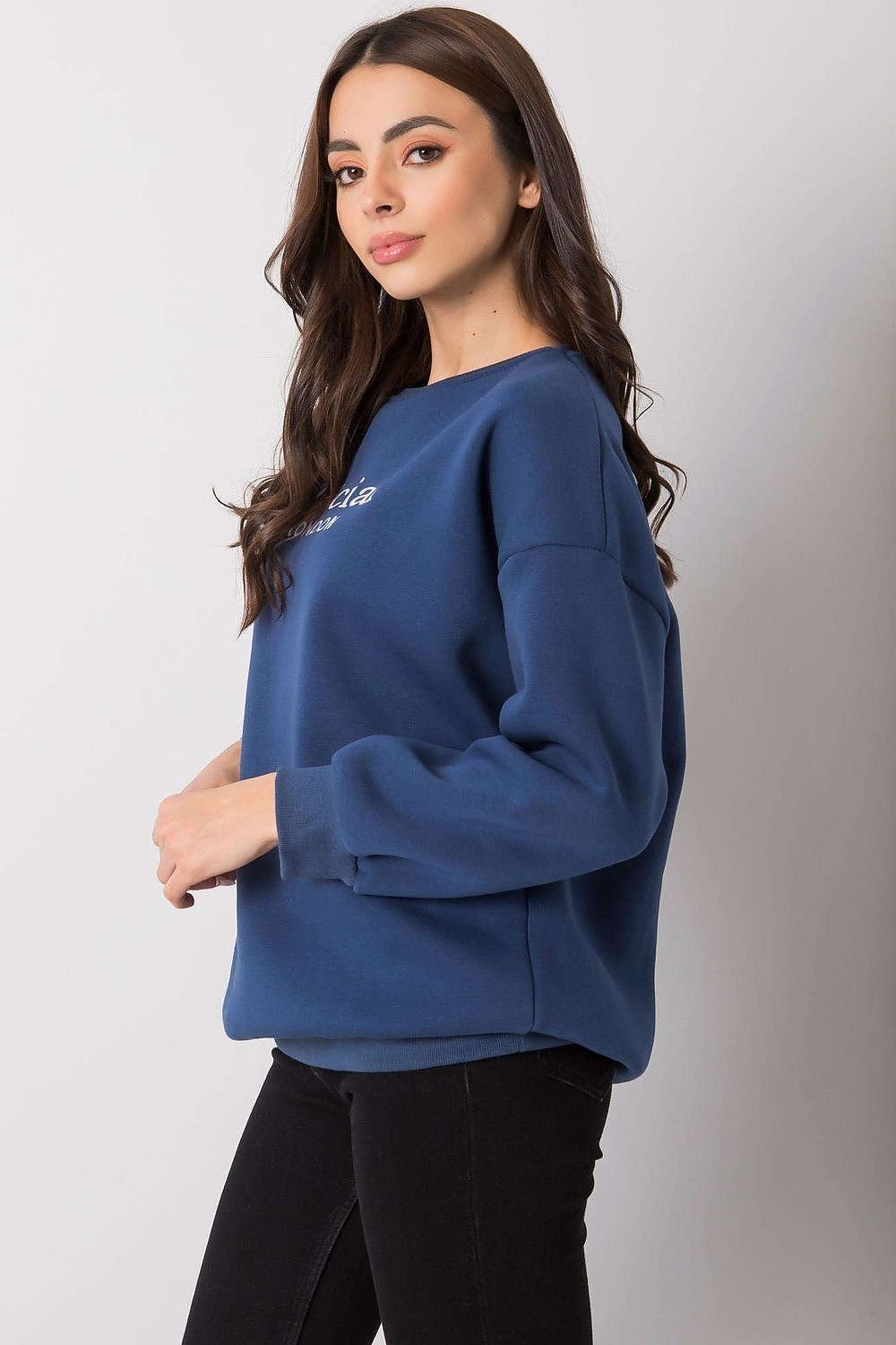 Sweatshirt model 160856