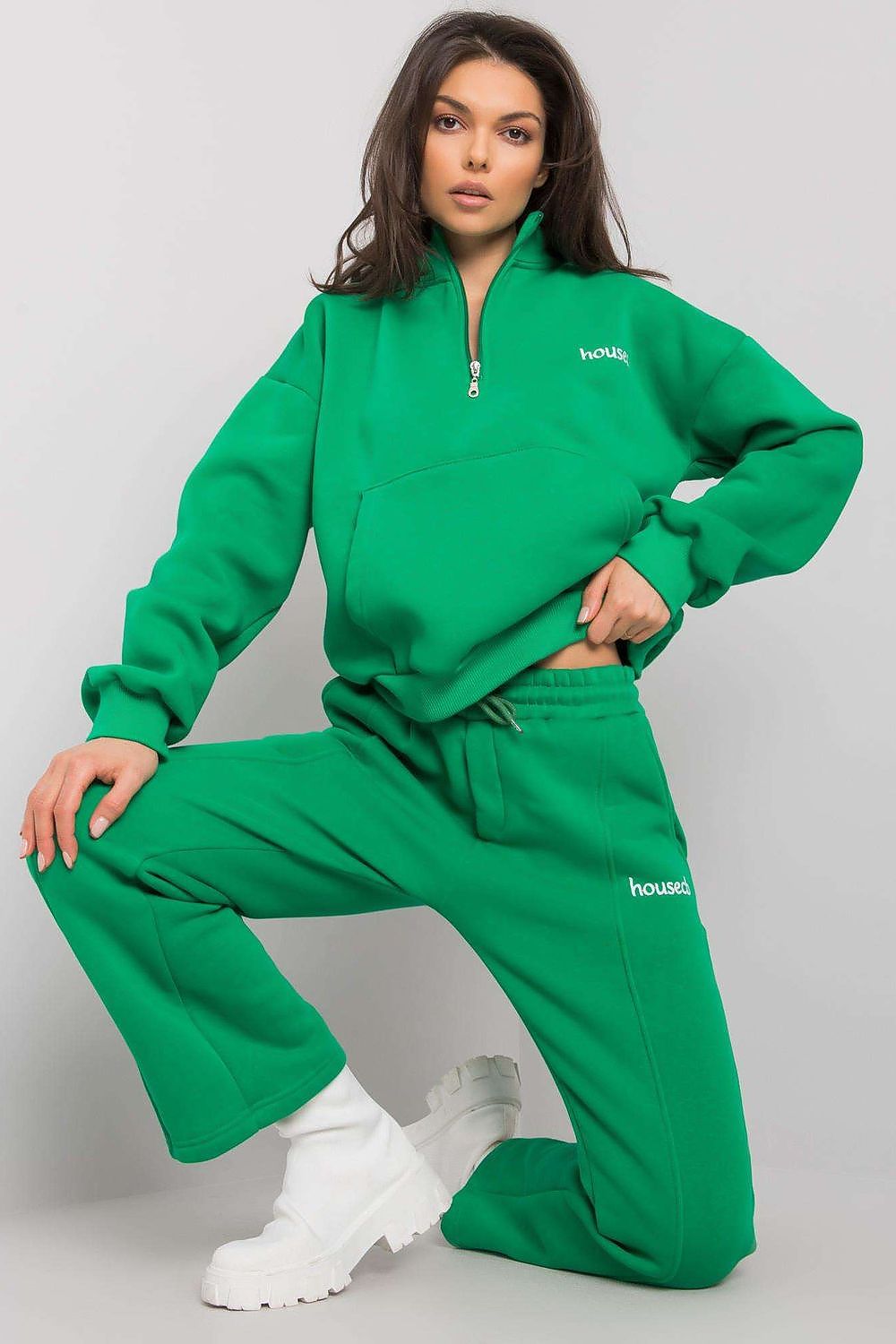 L`ensemble model 160790
