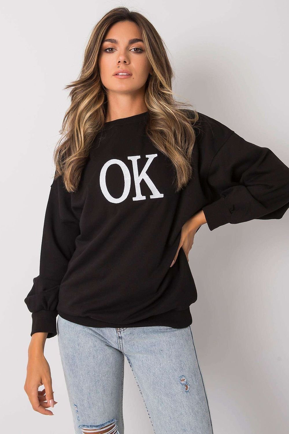 Sweatshirt model 160846