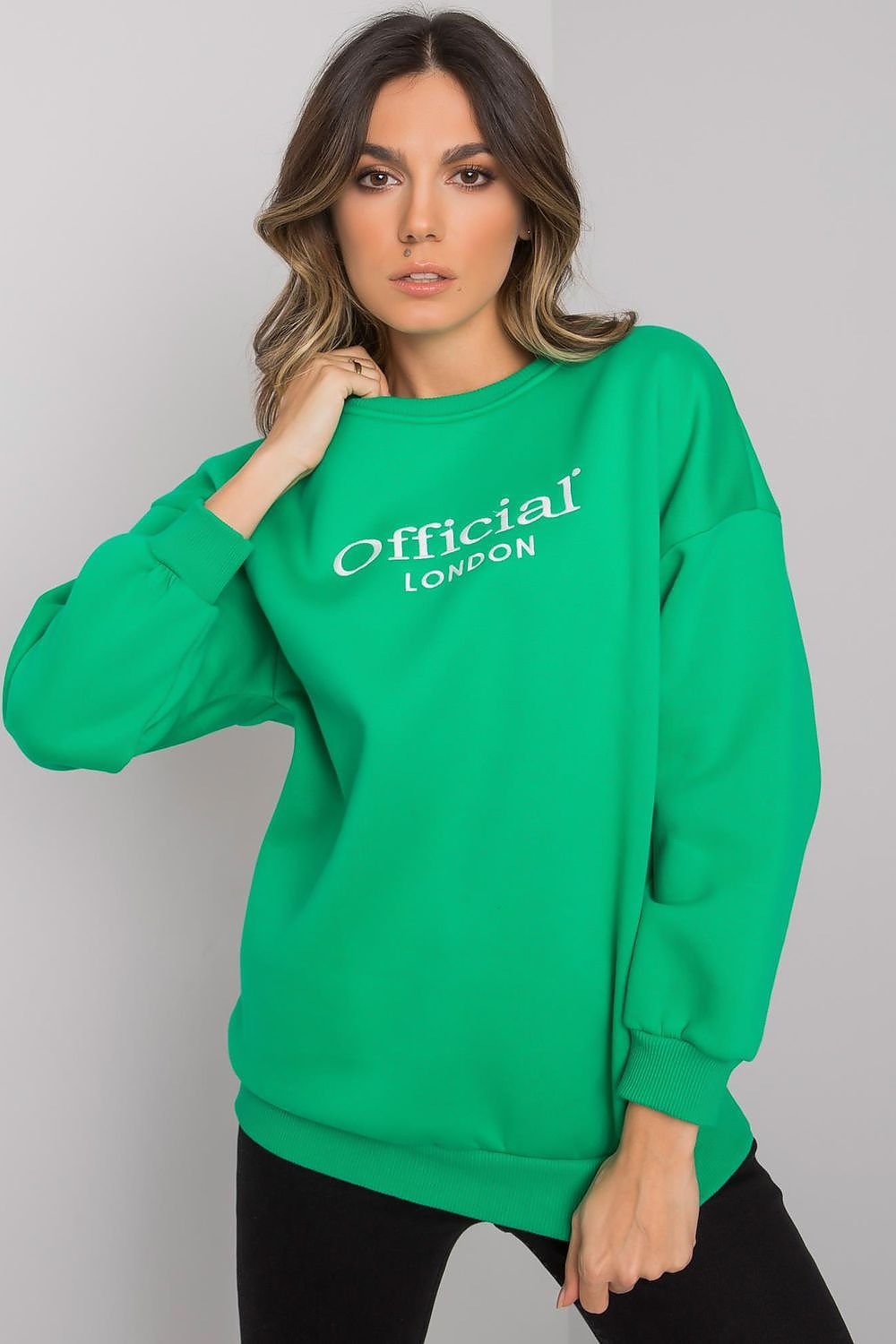 Sweatshirt model 160856