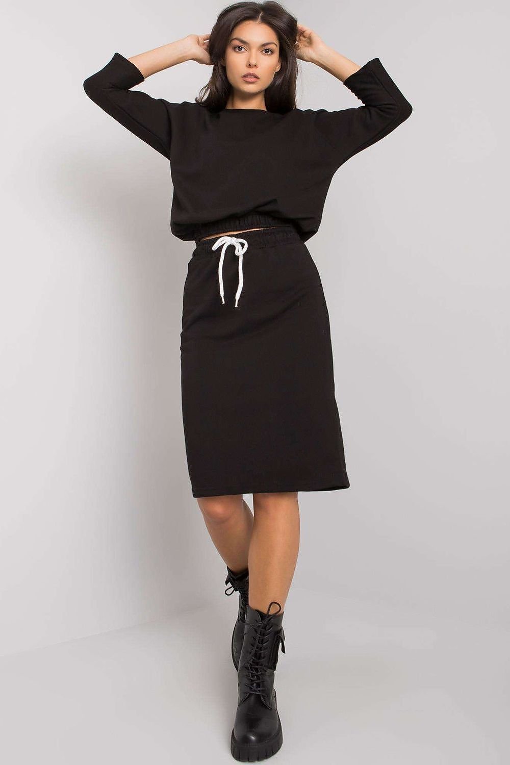 L`ensemble model 164779