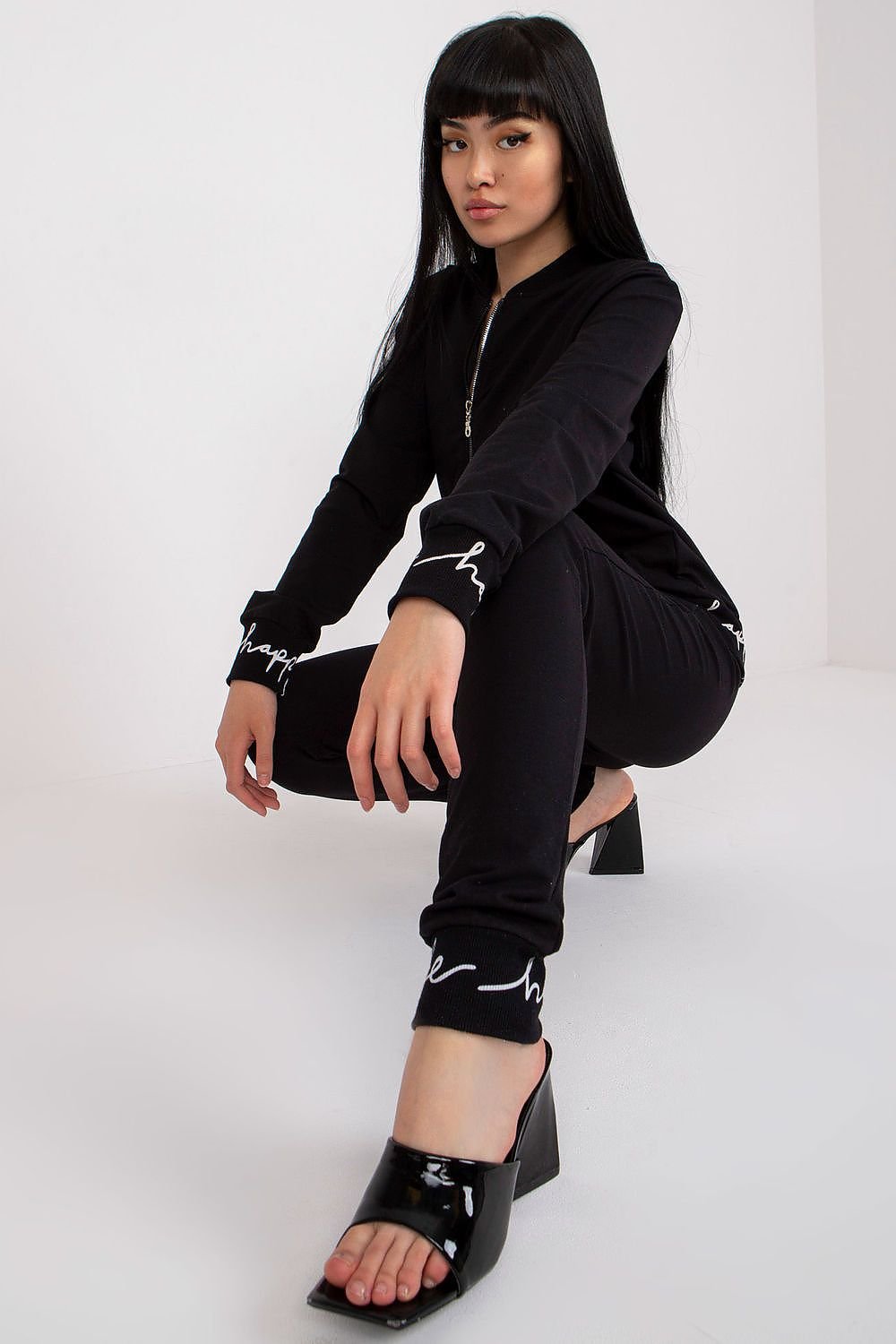 L`ensemble model 164816