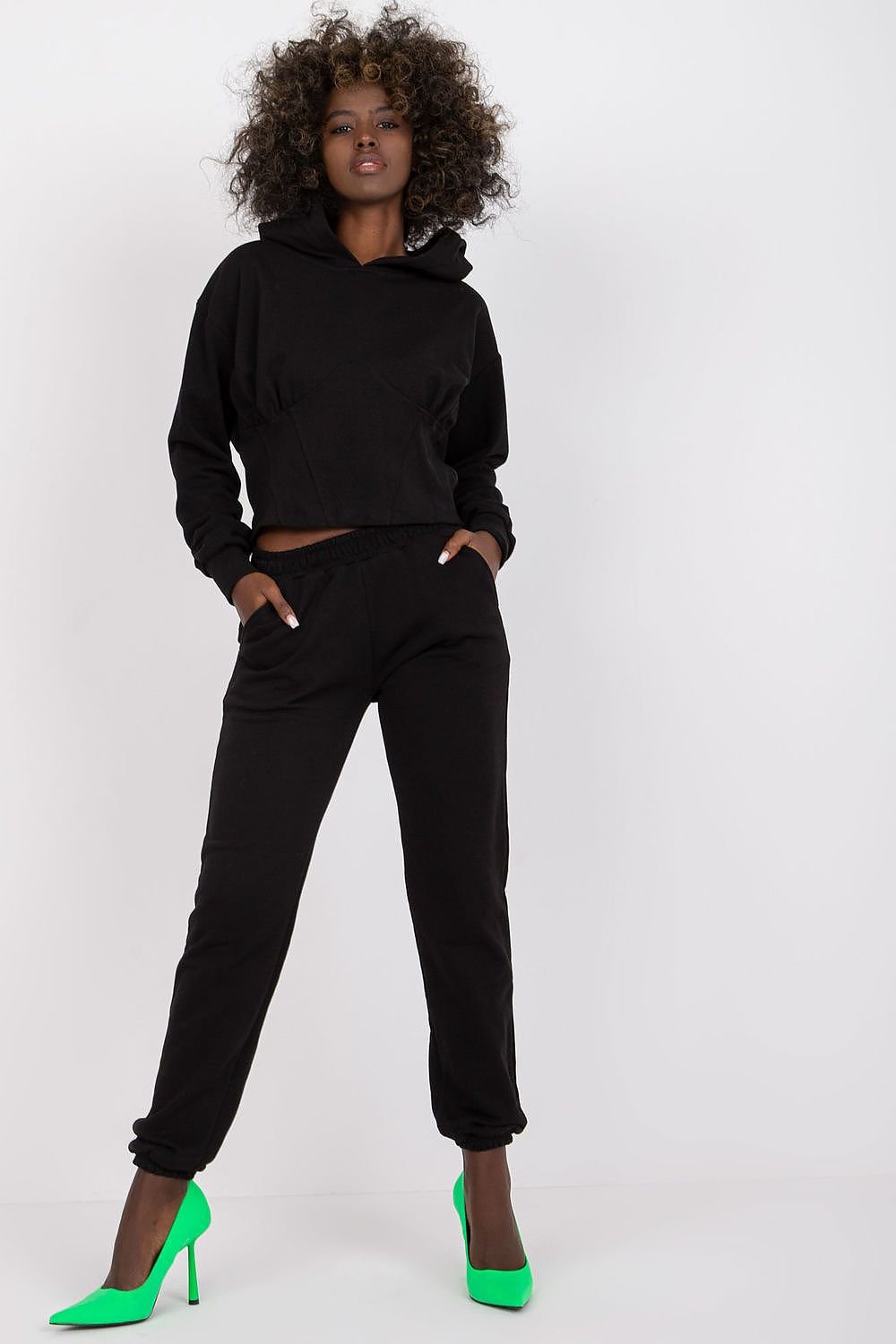 L`ensemble model 170399