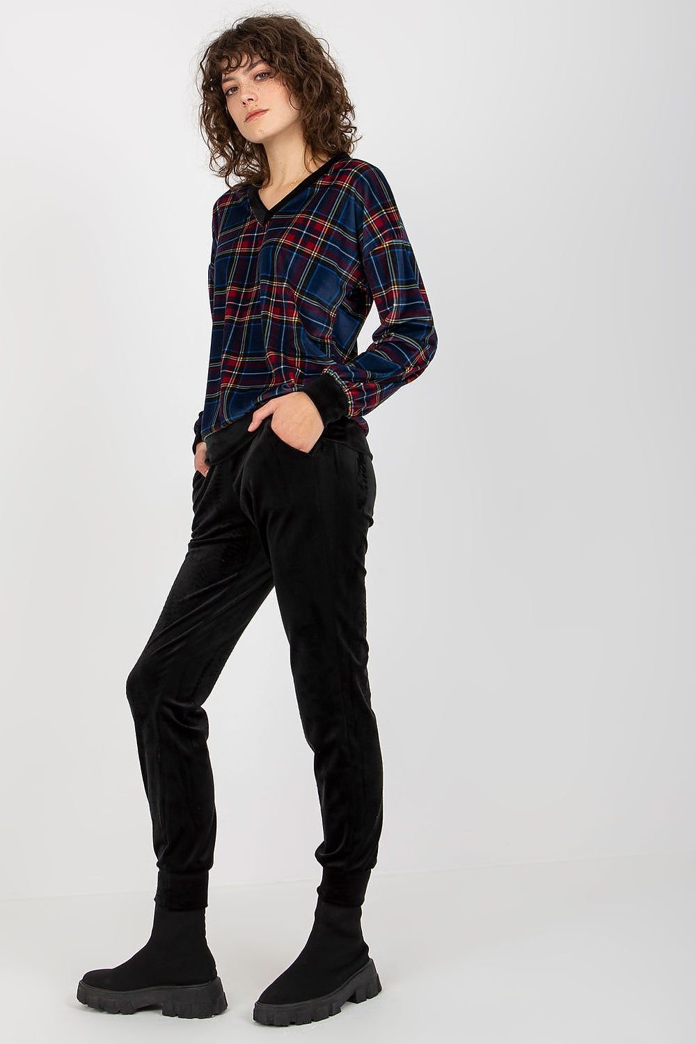 L`ensemble model 174434