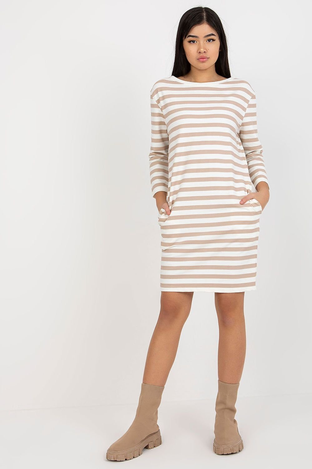 Robe de jour model 175116