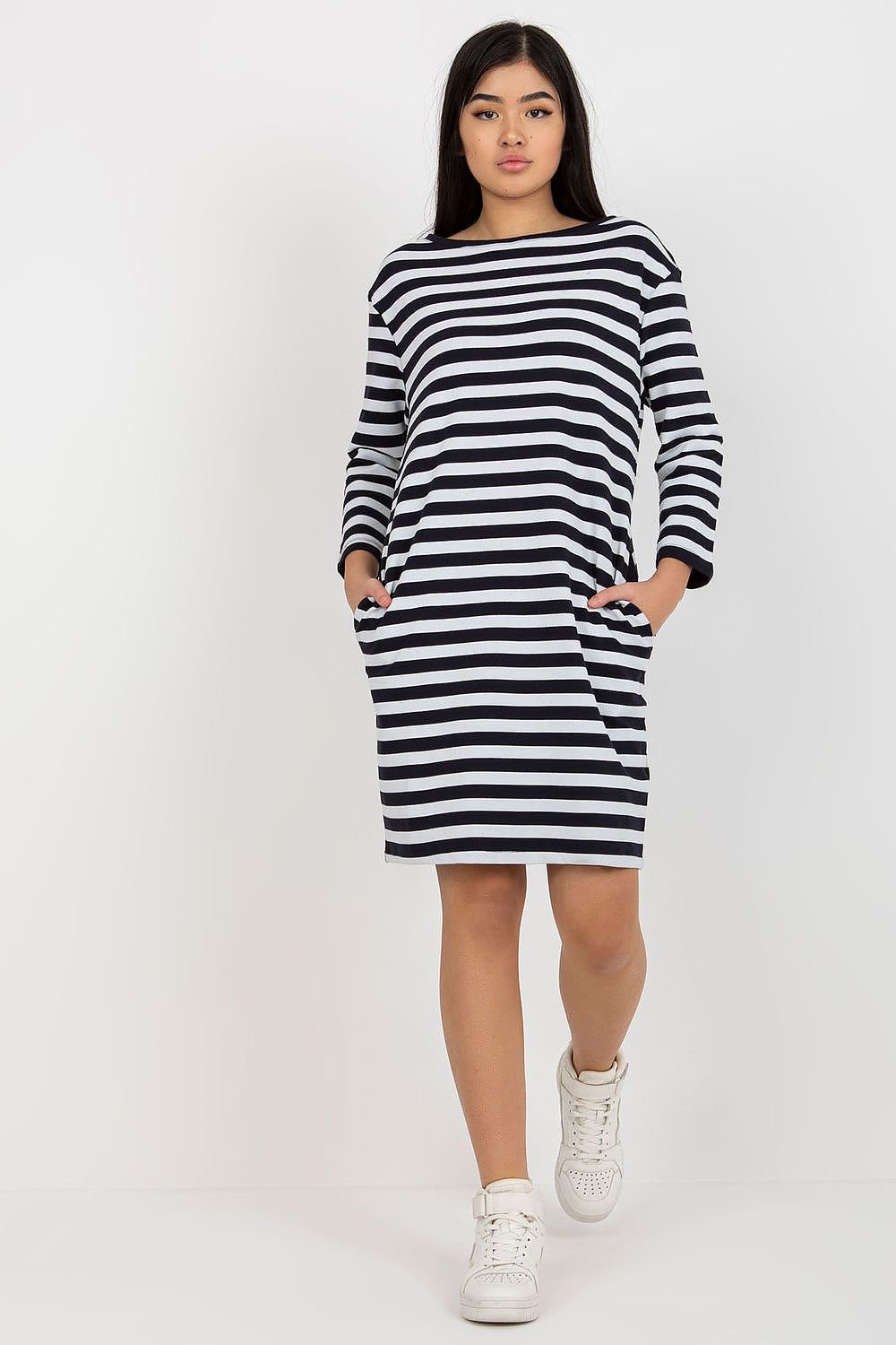 Robe de jour model 175116