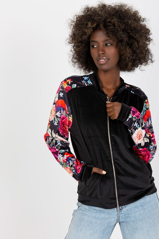 Sweatshirt model 175425