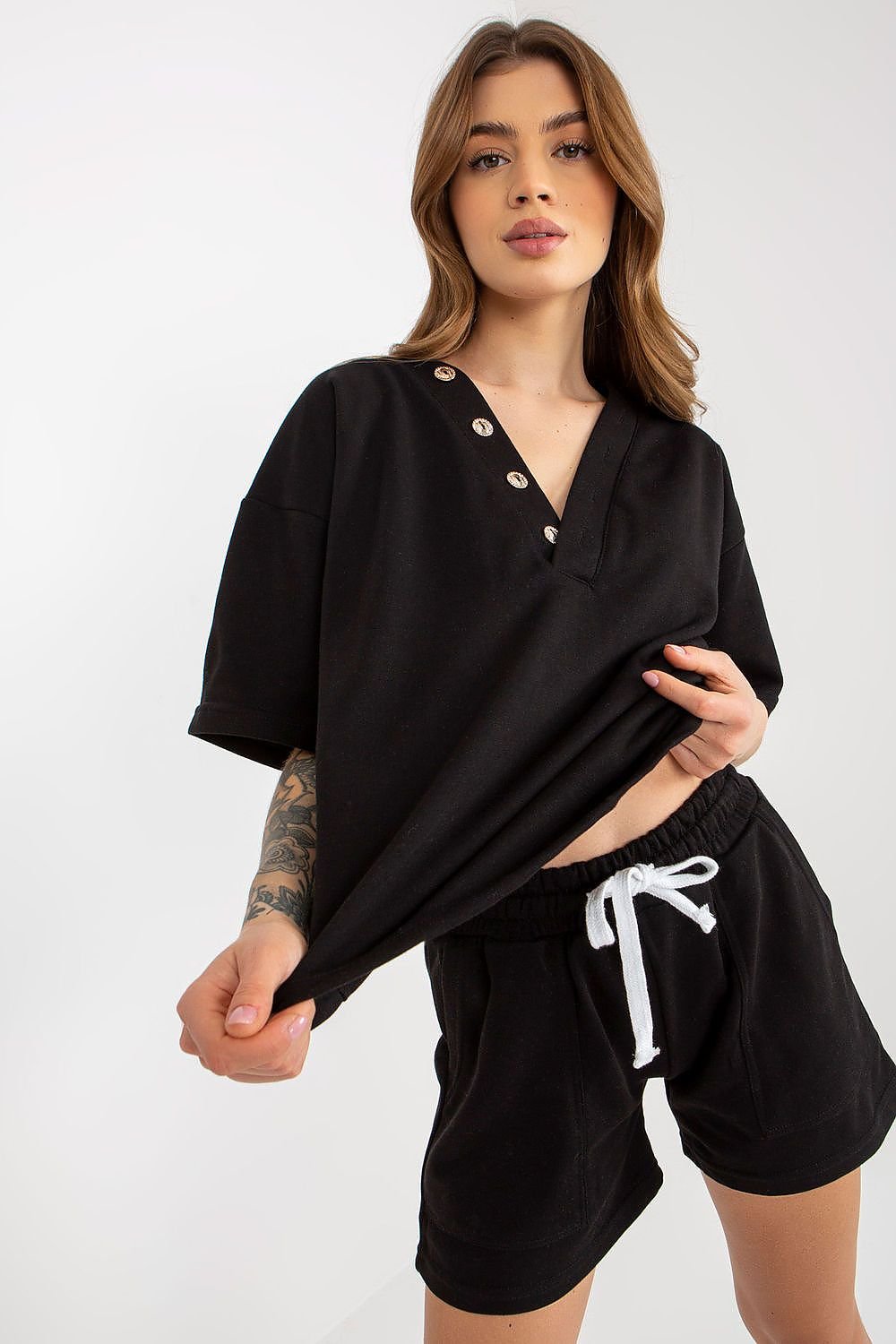 L`ensemble model 177022