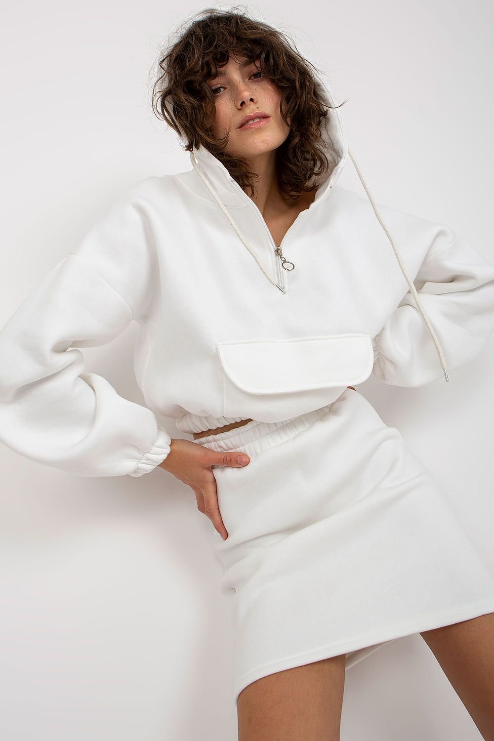 L`ensemble model 177048