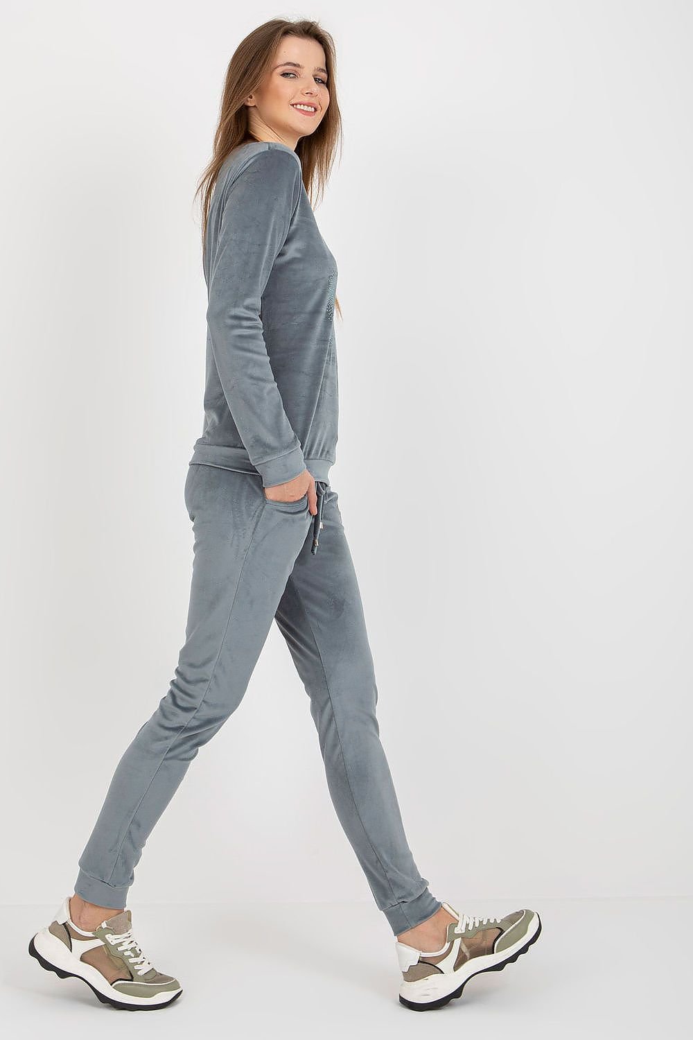 L`ensemble model 177070