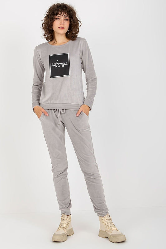 L`ensemble model 177075