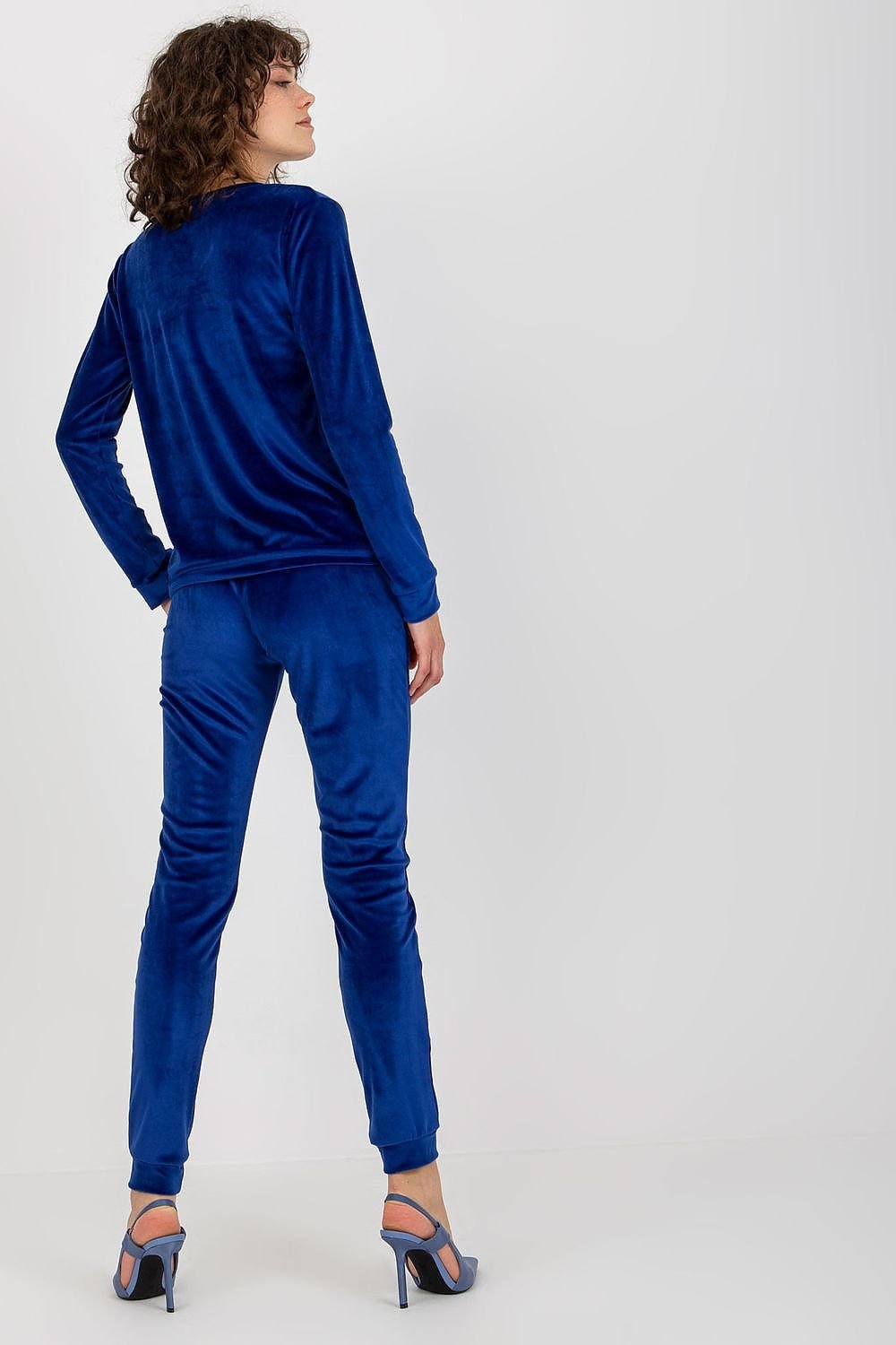 L`ensemble model 177075