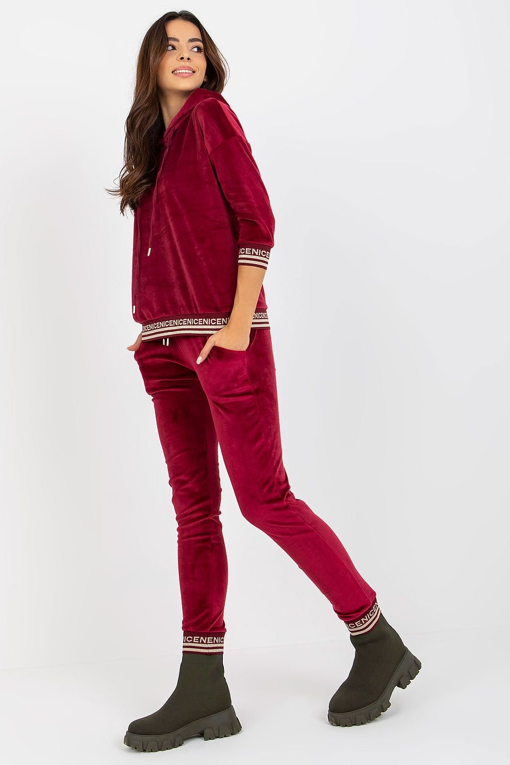 L`ensemble model 177090