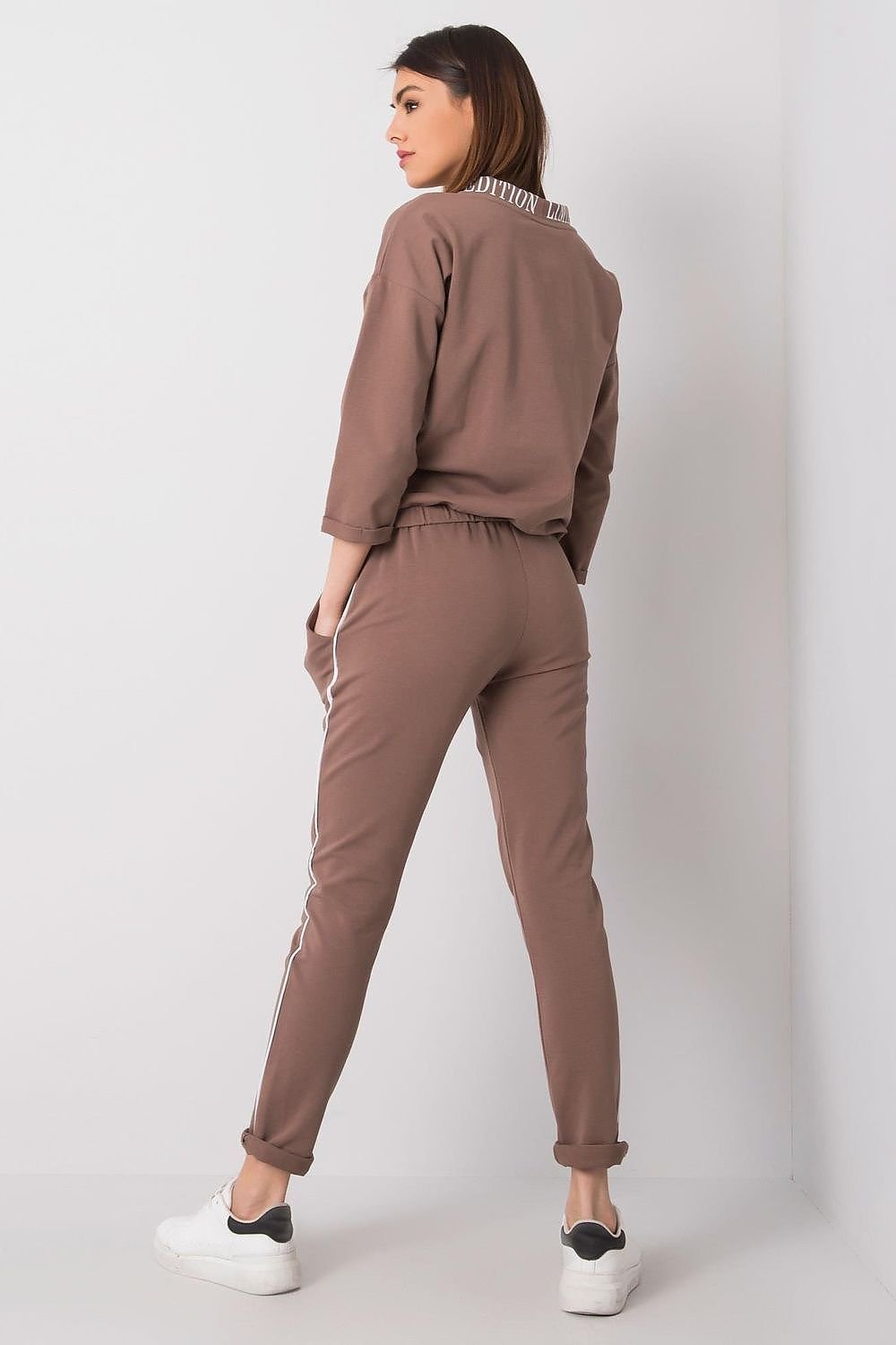L`ensemble model 177094