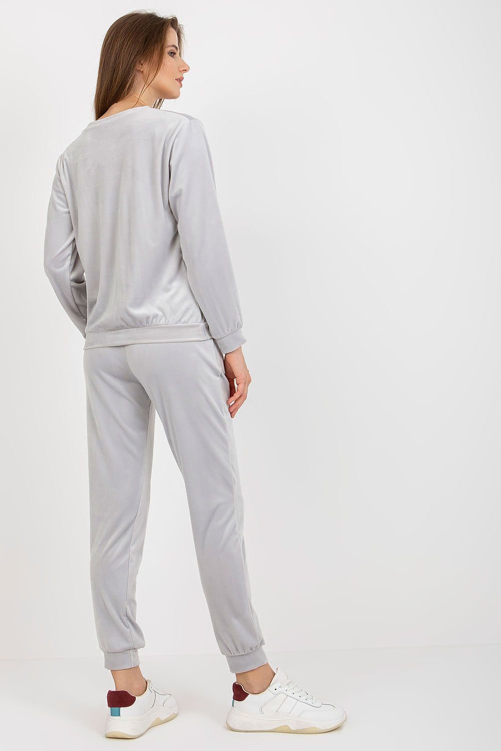 L`ensemble model 177917