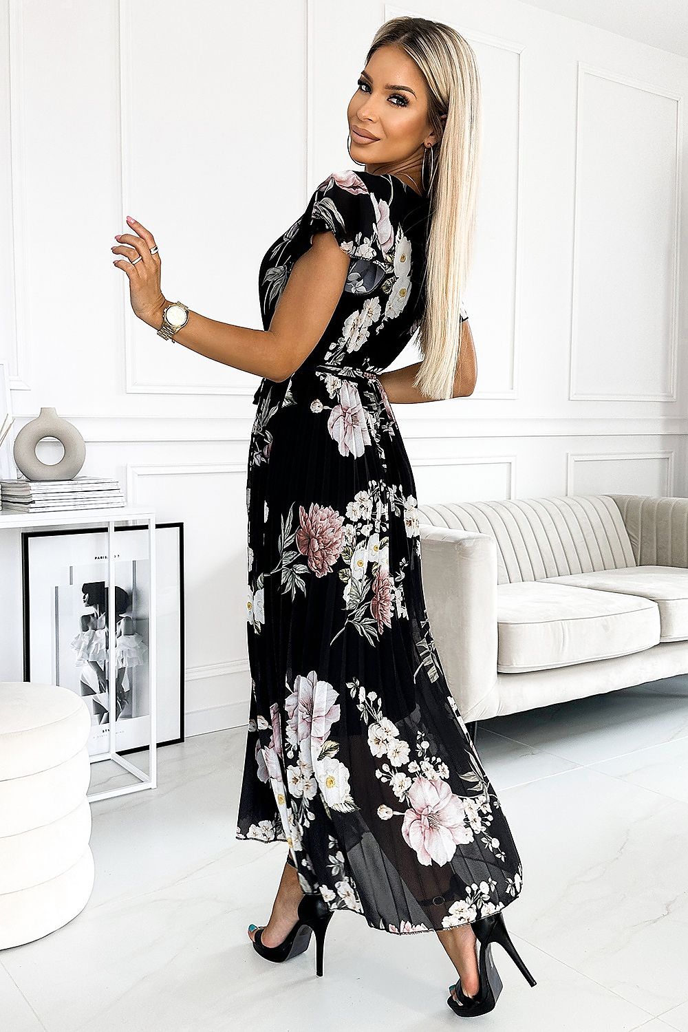 Robe de cocktail model 183710