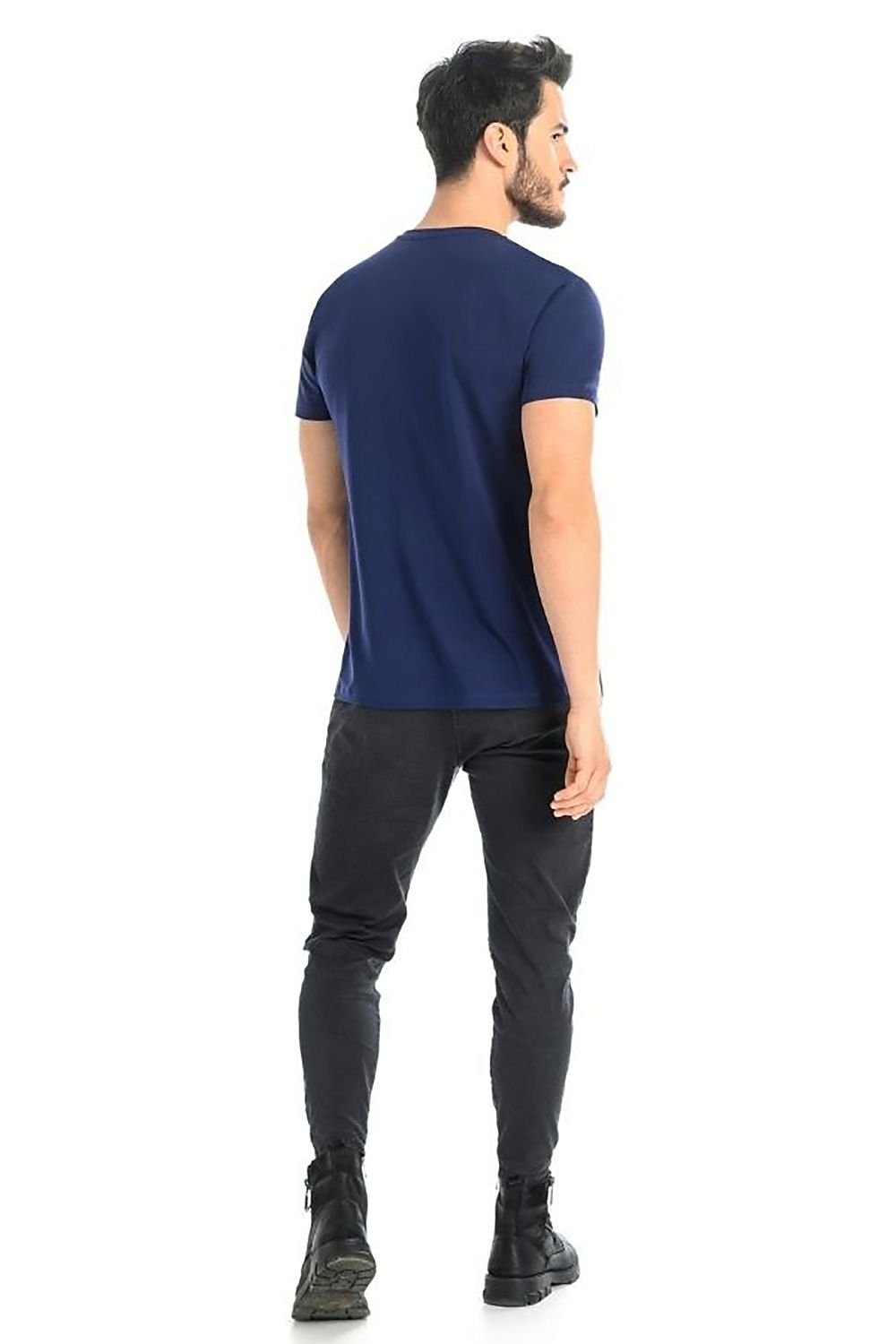 T-shirt model 182981
