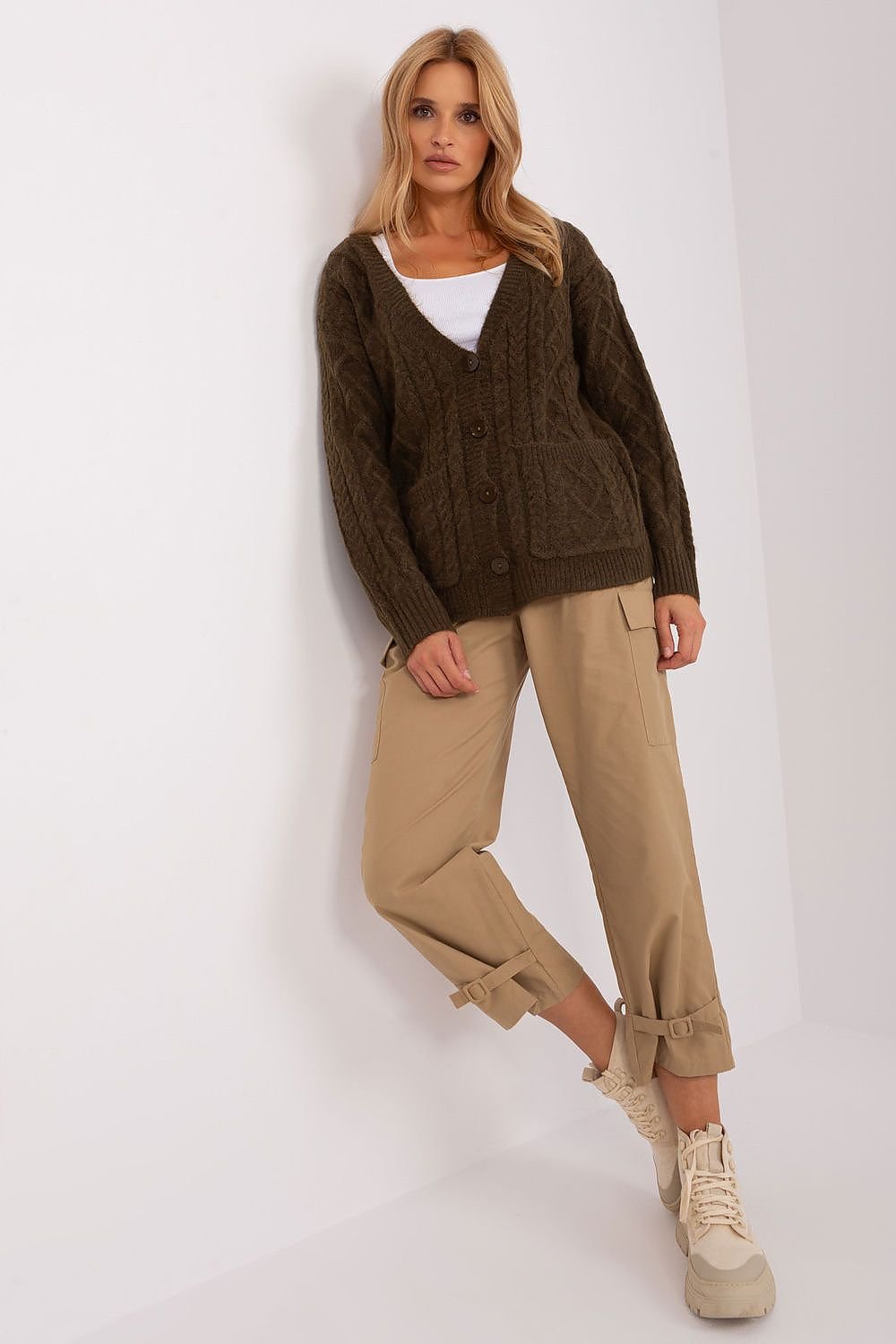 Cardigan model 186752