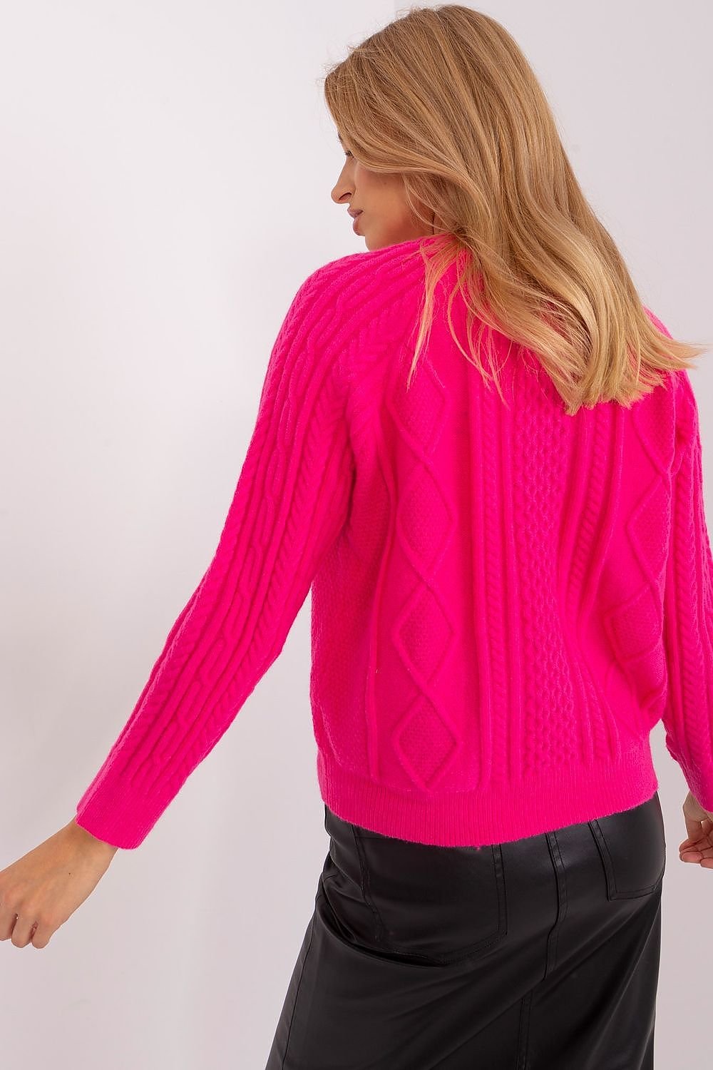 Cardigan model 187575